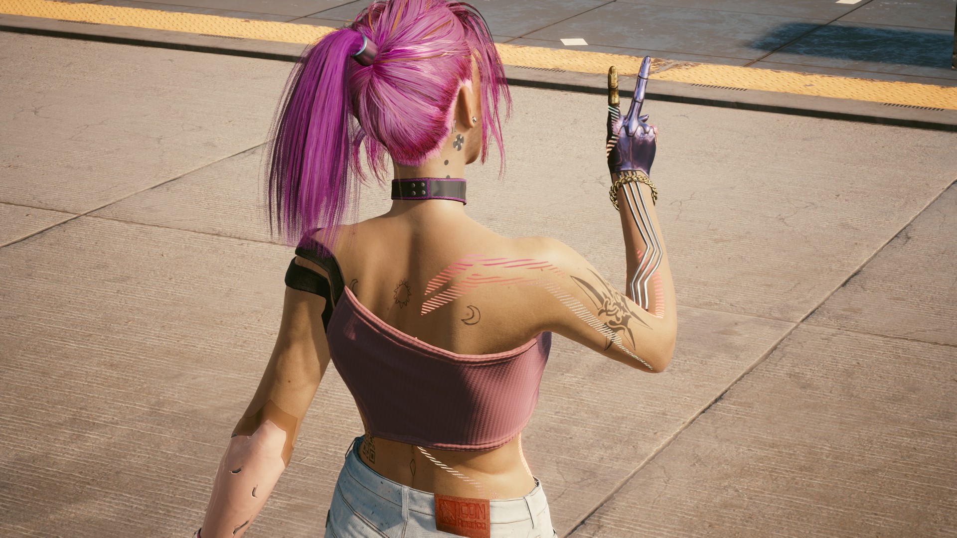 赛博朋克2077 武器装备 阳光明媚的街头服饰 截图